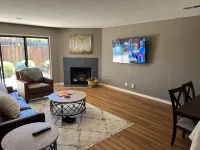 Stylish Condo Steps from St. Helena Wineries & Downtown