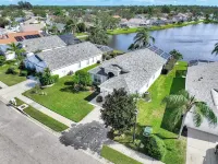Bradenton’s SUNshine Bellis - private POOL with a VIEW!