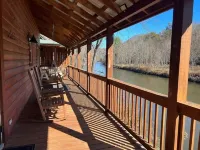 “Tuck’ed Away” Riverside near WCU & Sylva