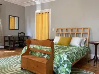 3 Beds in Roomy Apt - UNH, Portsmouth, Dover Hotele w: Dover