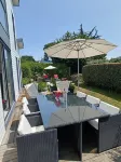 Bright House with Garden and Spa, 100 m from the Beach. Pets Welcome.