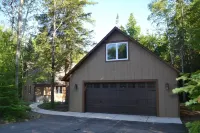 Private Retreat in the Woods Hotels in Liberty Grove