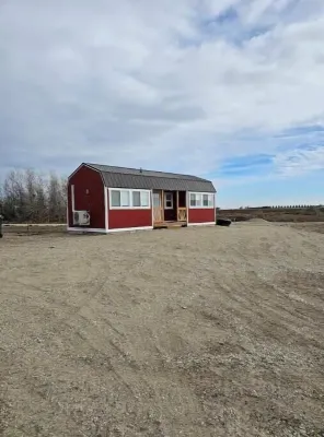 Sunset Ranch Cottage with Views