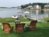 WATERFRONT 1BDRM SPACIOUS STUDIO APARTMENT