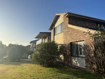 Relaxed Coastal Townhouse with Ocean Views.