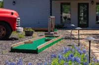 Glamping in Spicewood TX Hill Country~ Cabin 4 The Gus at Green Acres