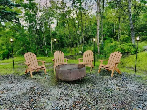 Panorama Lakeview Place: Relax, Play & Reconnect — A Retreat for Every Season