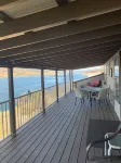 Lake Front with boat parking and easy access to the beach and marina