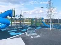 Cozy restored farmhouse on the river! Hot tub, wildlife, trails!