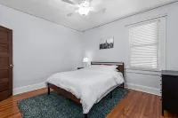 Magnificent 2 Bedroom Home in Norfolk's Best Neighborhood Hotels in Norfolk