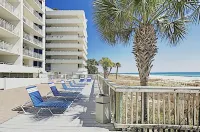 SeaSpray ☀️ 2nd FL Beach Front Oasis • 3 Pools • Hot Tub • Tennis • Marina 🐠