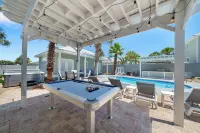 Across Beach, Pool, Pool Table,Ping Pong, Golf Cart Rental, Amazing Yard, 7 BR - Private Pools