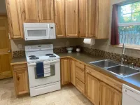 Downtown 2 Bedroom Ellensburg Home Hotels in Ellensburg