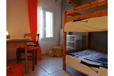 Le Cabanou: Private swimming pool, Spa & Sauna. Christmas specials