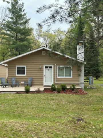 Relaxing Cozy Getaway near Forest Lake, Outdoor Recreation
