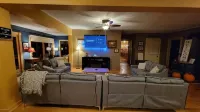 Historic 7Br/7BA White Mountains Estate – Spacious Retreat