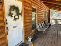 Peaceful Log Cabin - Just 45 Minutes From Beautiful Crater Lake!