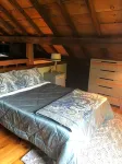 Luxury Post and Beam Barn Set On 10 Acres