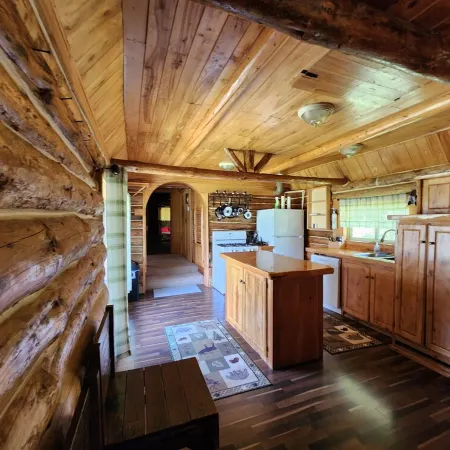 Rustic Cabin Hyde-A-Way