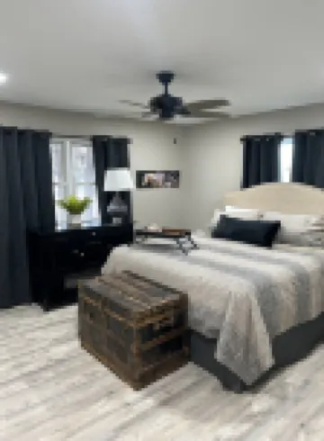 Located on a beautiful ranch! Relax with mountain view’s & a pool table