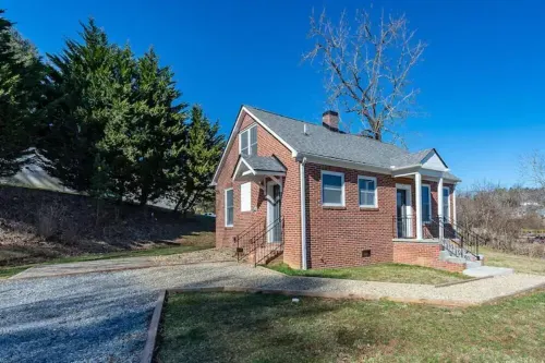NEW! Historic Downtown. Tannery House, 2bedr