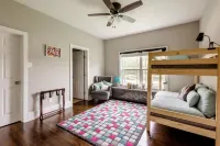 4BR/4.5Bath Spacious Family Home +Walk to KyleField Hotels near Wolf Pen Creek Park