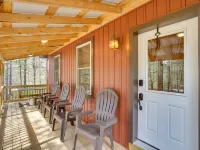 "Singing Pines" Newly Built Vacation Rental Hotels in Greig