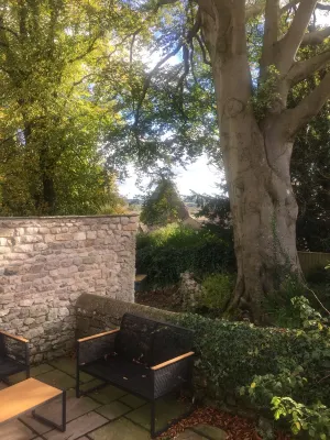 Penny Post Cottage - charming character cottage on the edge of the Lake District Hotels near Silverdale