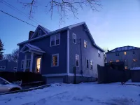 New 5B3B Single Family  with Central AC Hotels in Arlington