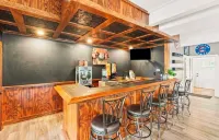 Barndominium! Pool, HotTub, Slide, Mini B-Ball Court/Nerf Arena, Theater, 2 Bars - Swimmingpools