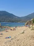Superb T3 air-conditioned seafront with beach access in the center of Propriano. Hotels in Propriano