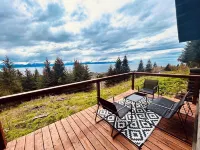 Cozy home with a view, newly remodeled.