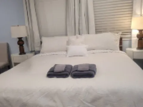 STUDIO COMFORT Hotels near Adventure City