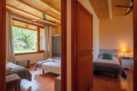 Eco country house near Costa Brava. Garden, pool and views