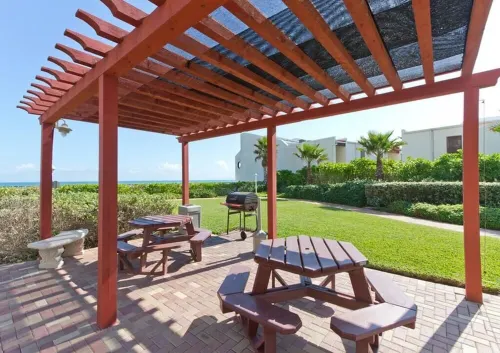 BEAUTIFUL CONDO - AMAZING BEACH VIEW FROM PRIVATE BALCONY