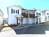 Last-Minute Aug/Sept Savings! 5 Min. Walk to Beach! New in '24. Premier Host!