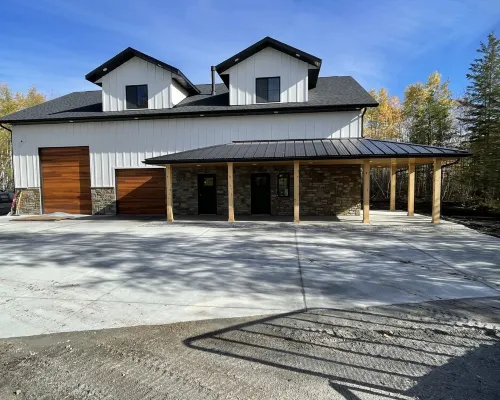Secluded, Cozy Shouse near the Lake! Hotels in Lake of the Woods County