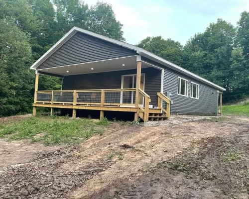 Hidden Hideway, fully furnished home perfect for family get aways! Hotels in Melrose Township