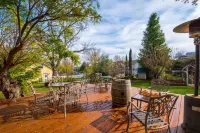 VICTORIAN VILLA - Hot Tub, Pool Table &, Amazing Outdoors