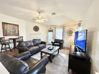 Large 4 Bedrooms Home - Workforce Rental - Washer/Dryer - Garage - Full Kitchen