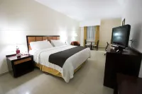 Holiday Inn Express Paraiso Dos Bocas by IHG Hotels in Paraiso
