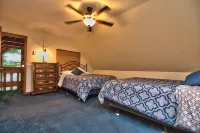 Lakefront on Wallenpaupack with Hot Tub - Pet Friendly