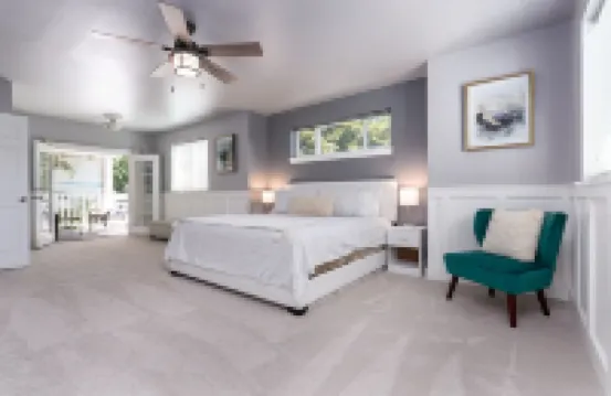 Luxury, large family oceanside community home on Birch Bay with beach access