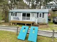 Cape Escape in North Truro. Completely renovated. 1/2 mile walk to the beach. Hotels near Pamet Area Trails