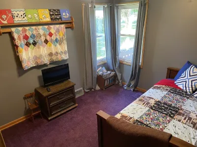 Cozy & Quiet Living at the Cookie Cottage