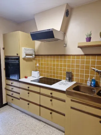 Appartement 4 Personnes Отели рядом с достопримечательностью «Musee Requien»