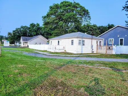Beach House 7 Minutes to Ocean City Beach and Boardwalk