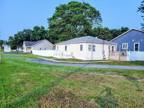 Beach House 7 Minutes to Ocean City Beach and Boardwalk 薩默斯點住宿飯店