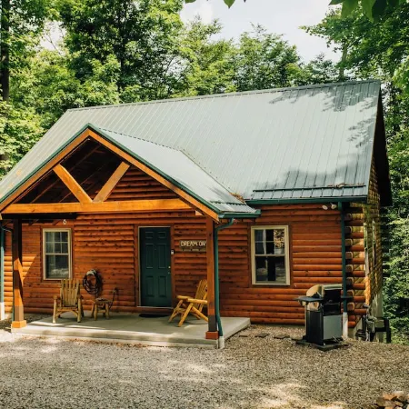 Dream On by Rocky Hill Cabins