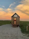 Great View Tiny Home - Late Arrivals Welcome